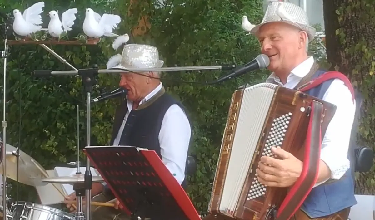 Lederhosen-Duo